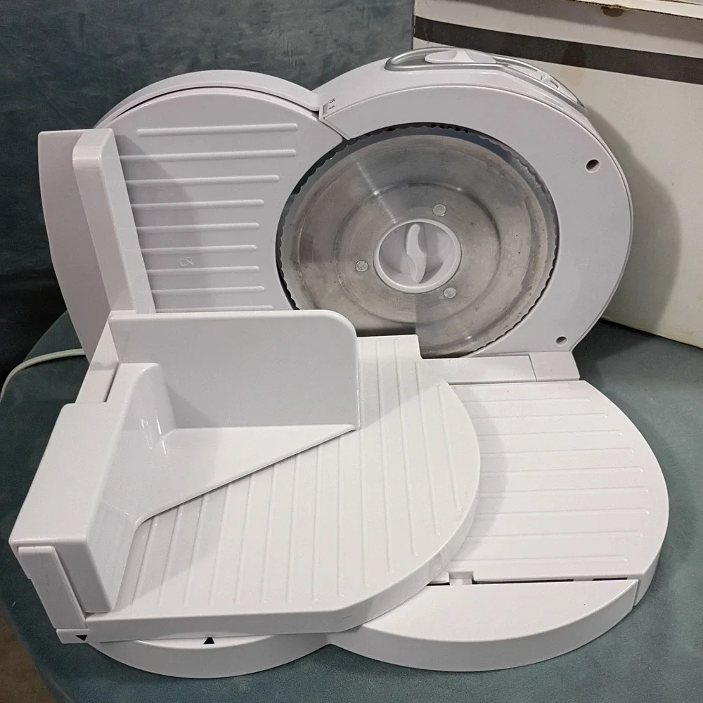 CucinaPro Electric Meat Slicer 1710 White Stainless Steel Blade Deli Food Slicer